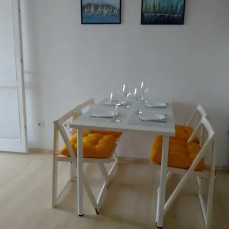 Doris Punta Skala, 2 Bedrooms Appartamento Petrcane