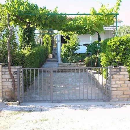Apartment Doris Punta Skala, 2 Bedrooms